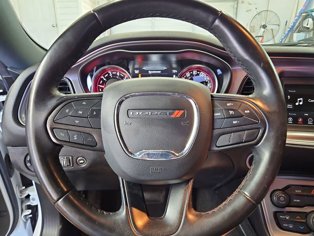 Used 2023 Dodge Challenger SXT RWD image 10