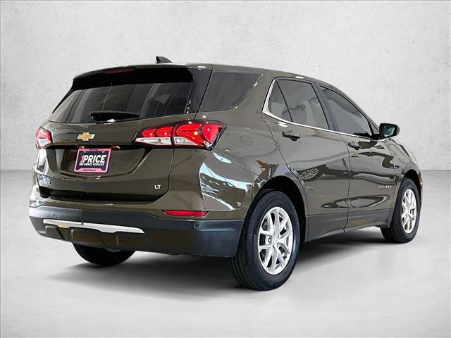 Used 2024 Chevrolet Equinox LT FWD image 2