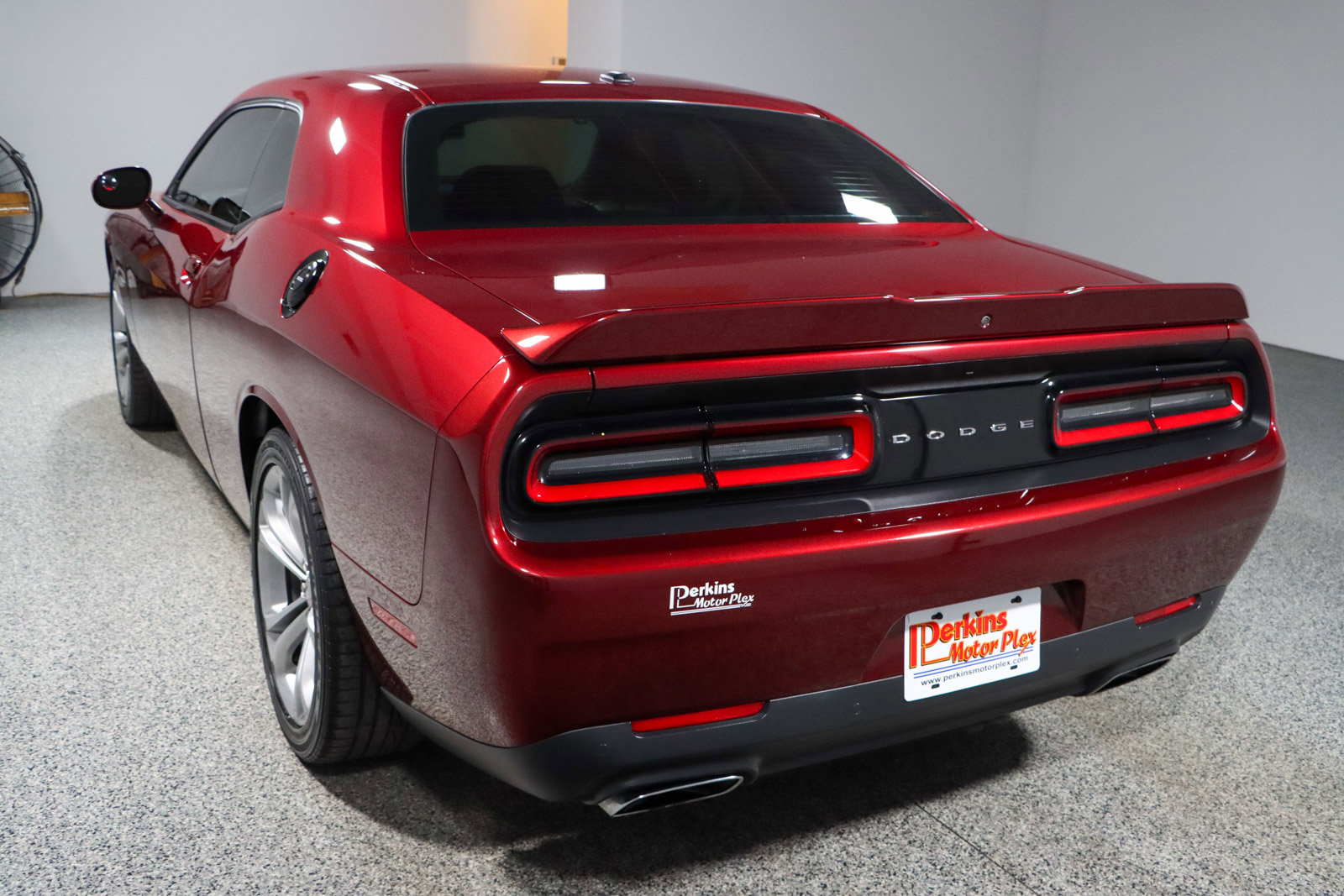Used 2022 Dodge Challenger R/T image 9