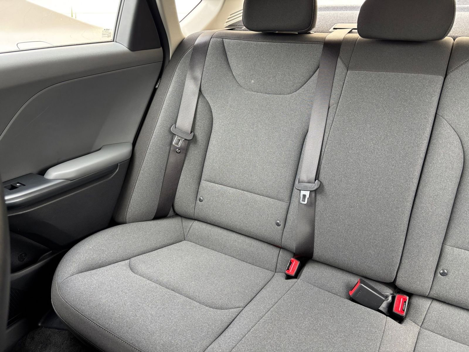 Used 2025 Kia K4 FWD image 39