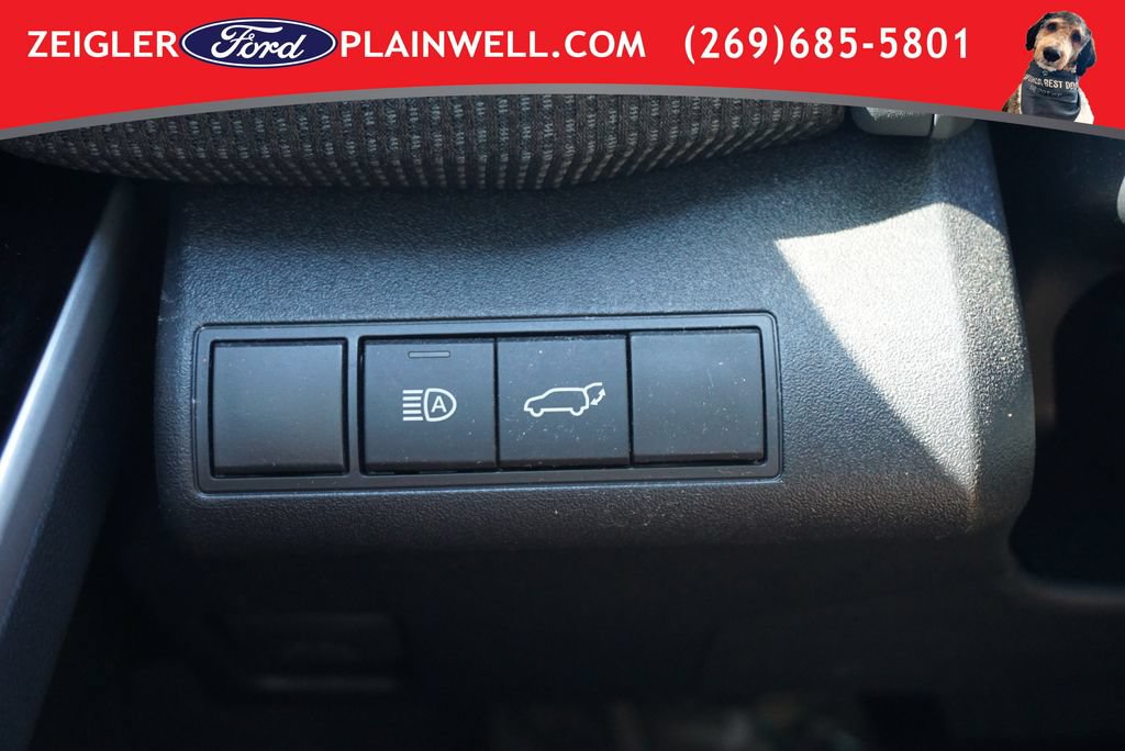 Used 2024 Toyota bZ4X FWD image 30