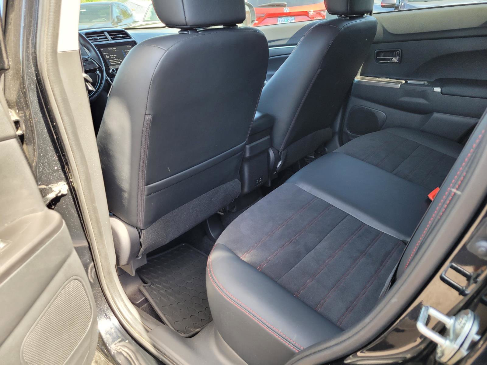 Used 2022 Mitsubishi Outlander Sport SE AWD/4WD image 14