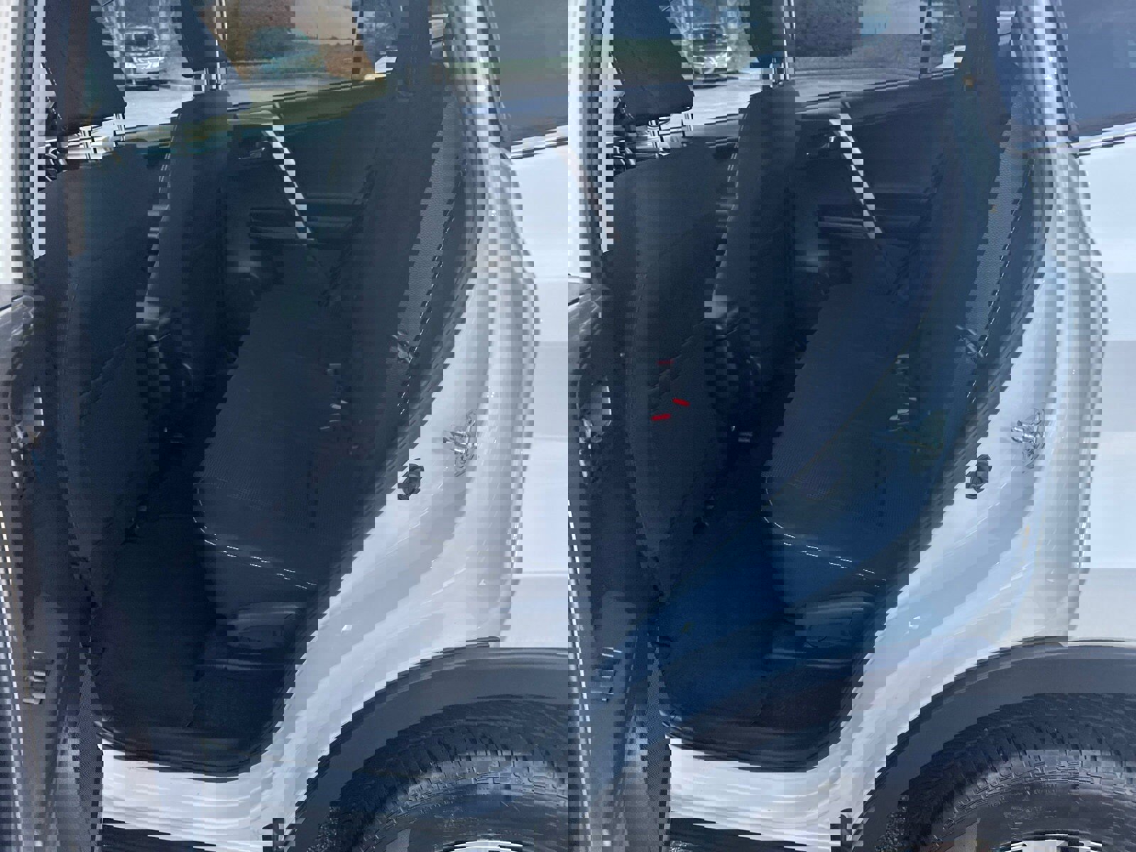 Used 2018 Toyota RAV4 XLE image 21