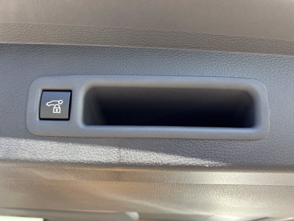 New 2026 Toyota Sienna Limited AWD/4WD image 37