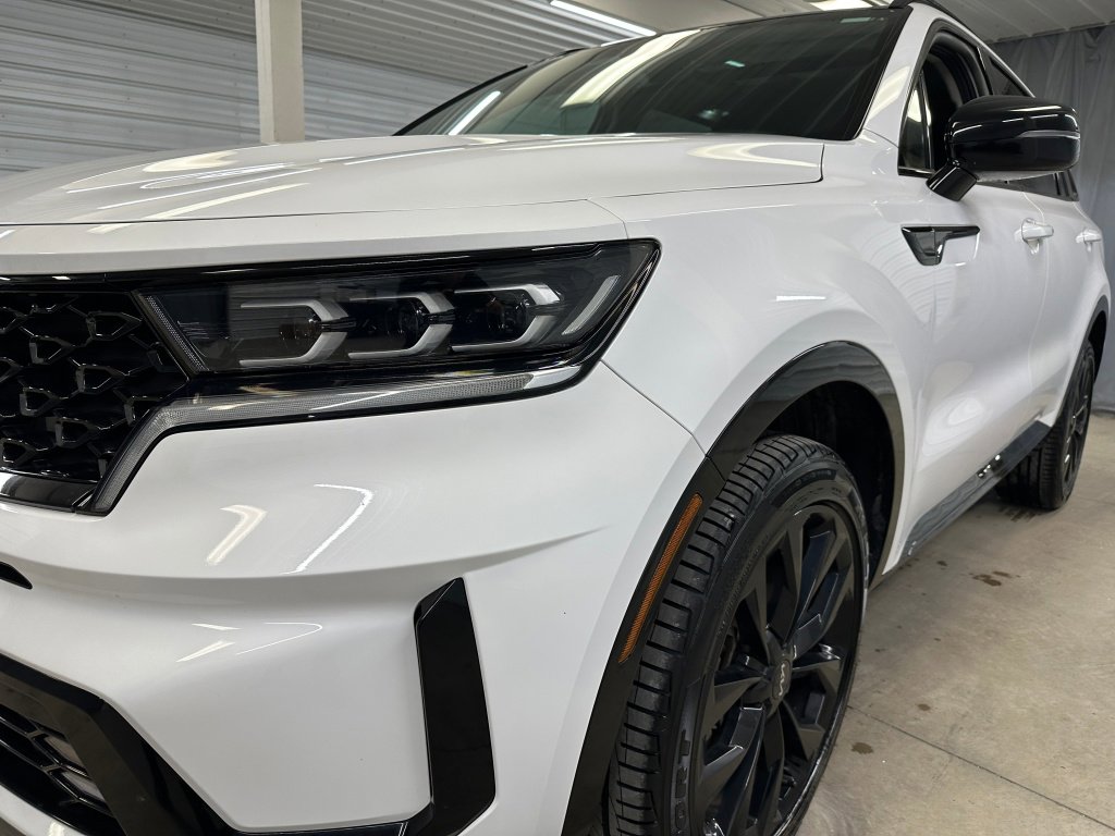 Used 2023 Kia Sorento SX image 36