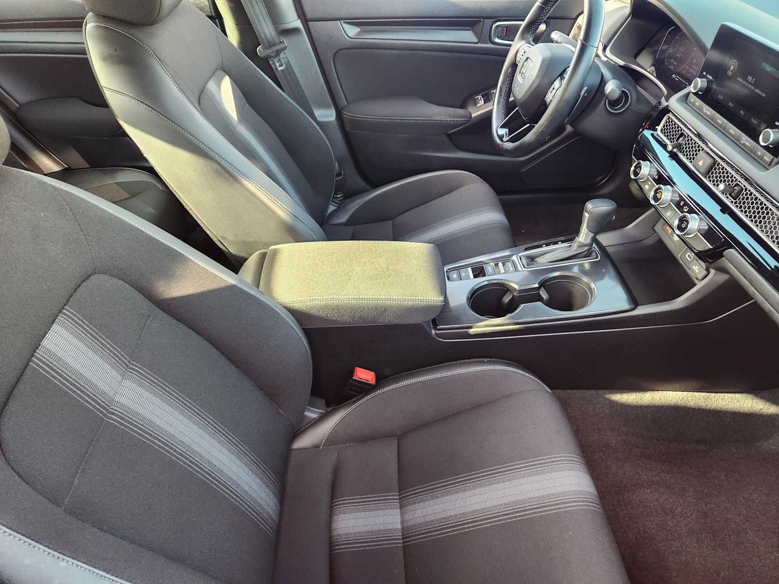 Used 2022 Honda Civic Sport image 13