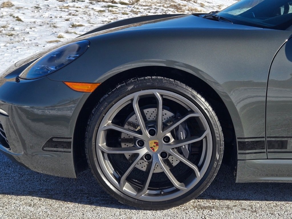 Used 2024 Porsche 718 Cayman image 14