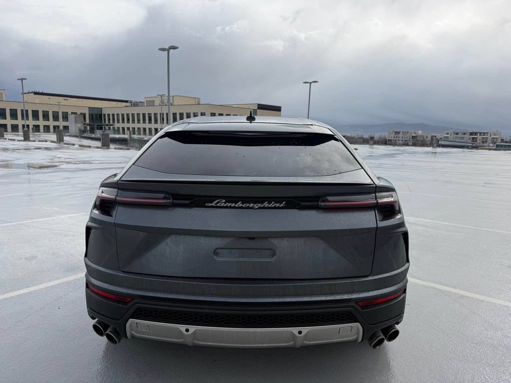 Used 2019 Lamborghini Urus AWD/4WD image 10