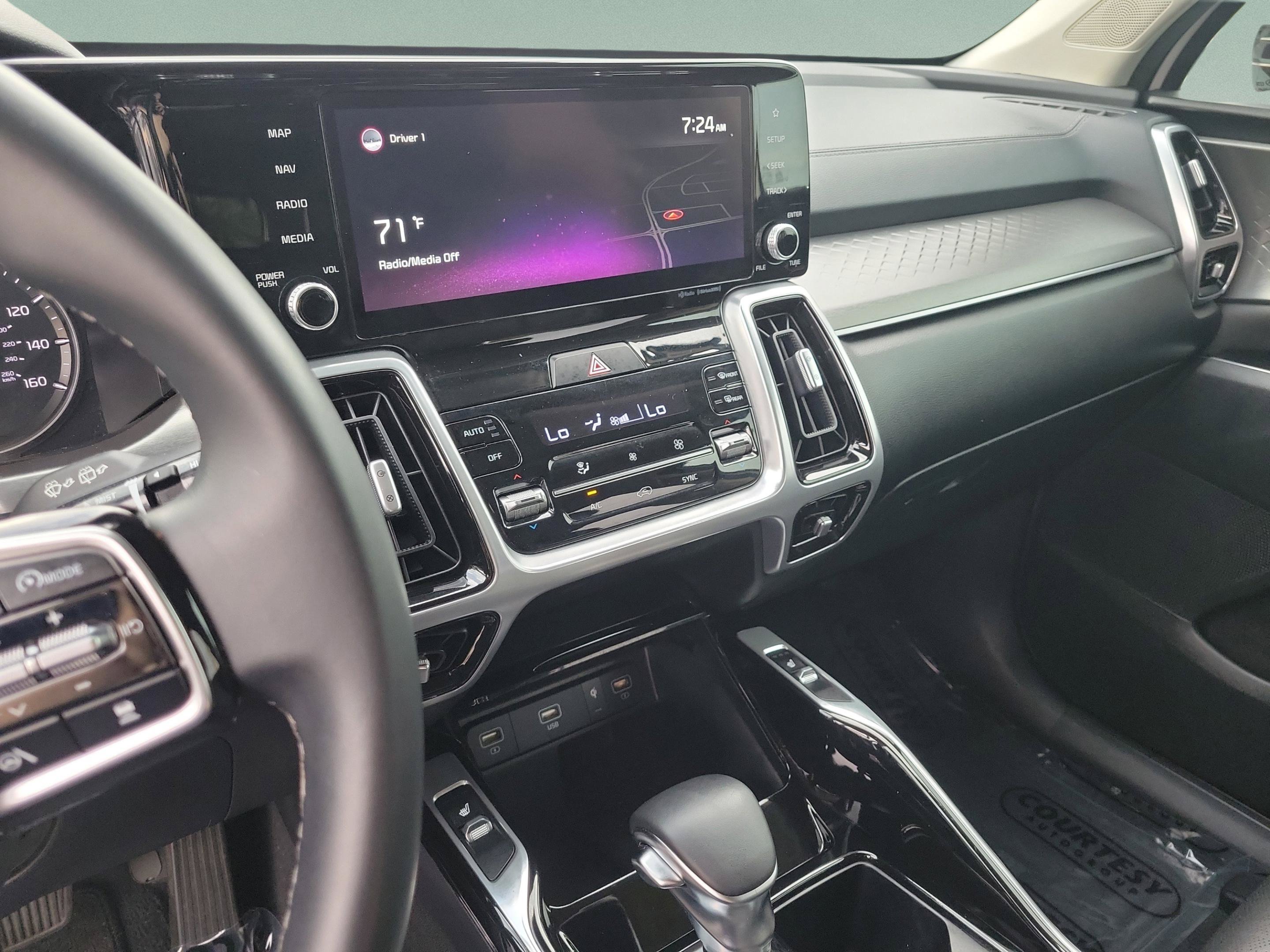 Certified 2021 Kia Sorento SX FWD image 24