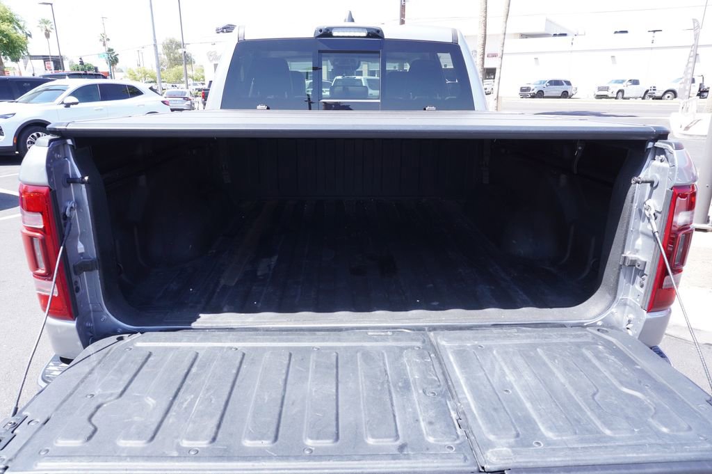 Used 2024 RAM 1500 Limited AWD/4WD image 9