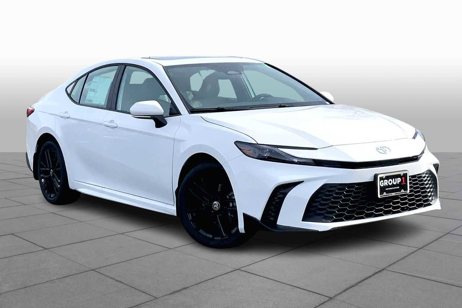 New 2026 Toyota Camry SE image 2