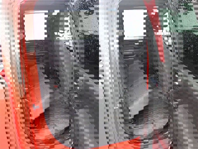 Used 2024 Chevrolet Silverado 2500 Custom w/ Custom Value Package image 17