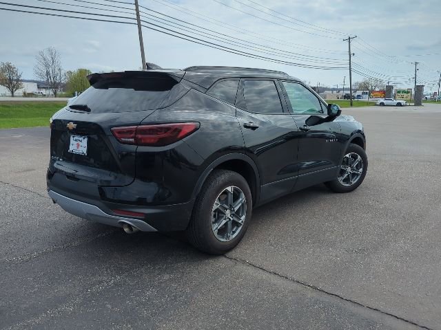 Used 2024 Chevrolet Blazer LT w/ Convenience Package image 8
