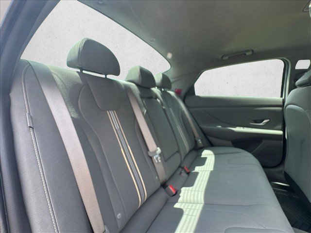 Certified 2026 Hyundai Elantra SEL Sport Premium FWD image 23