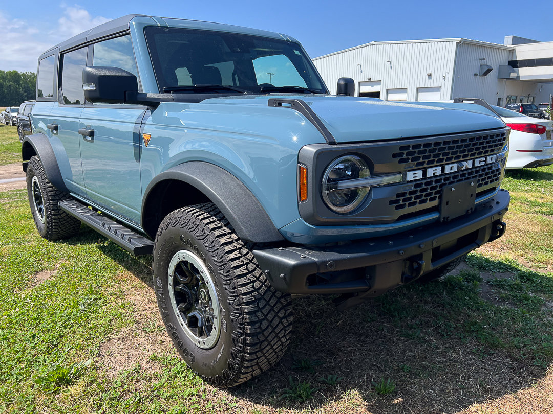 Used 2023 Ford Bronco Badlands AWD/4WD image 10