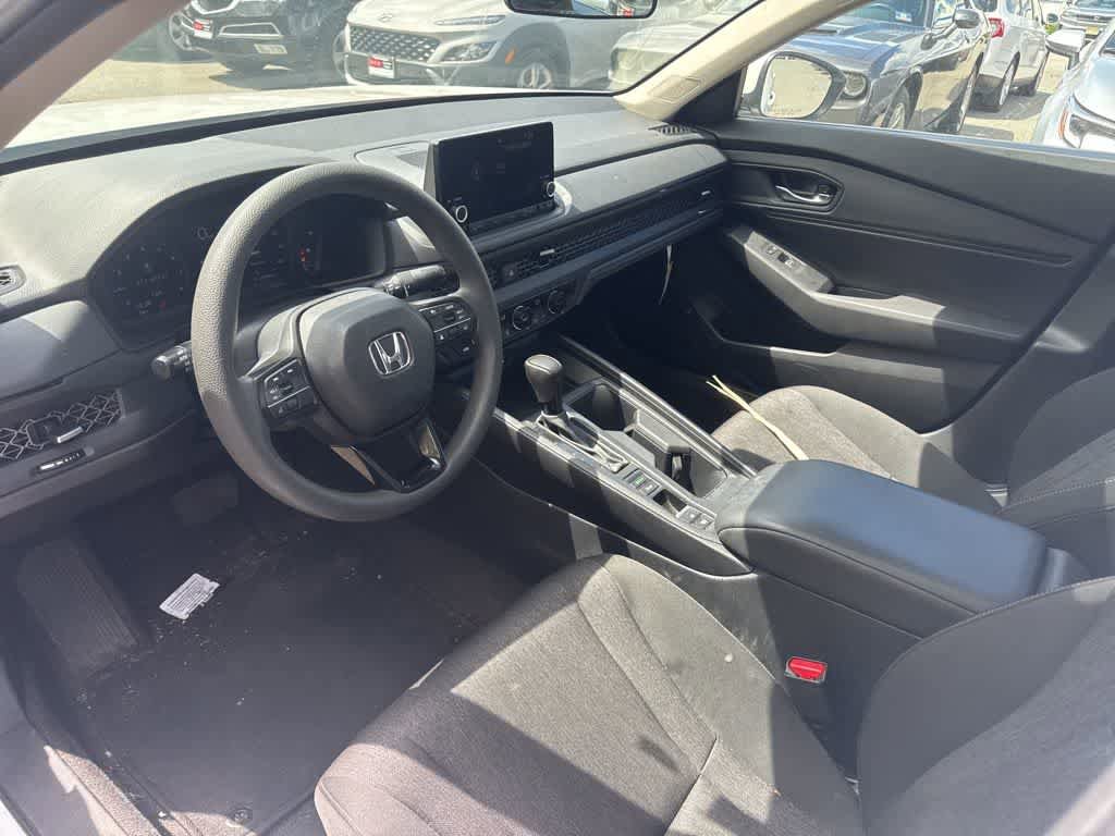 Certified 2023 Honda Accord EX image 37