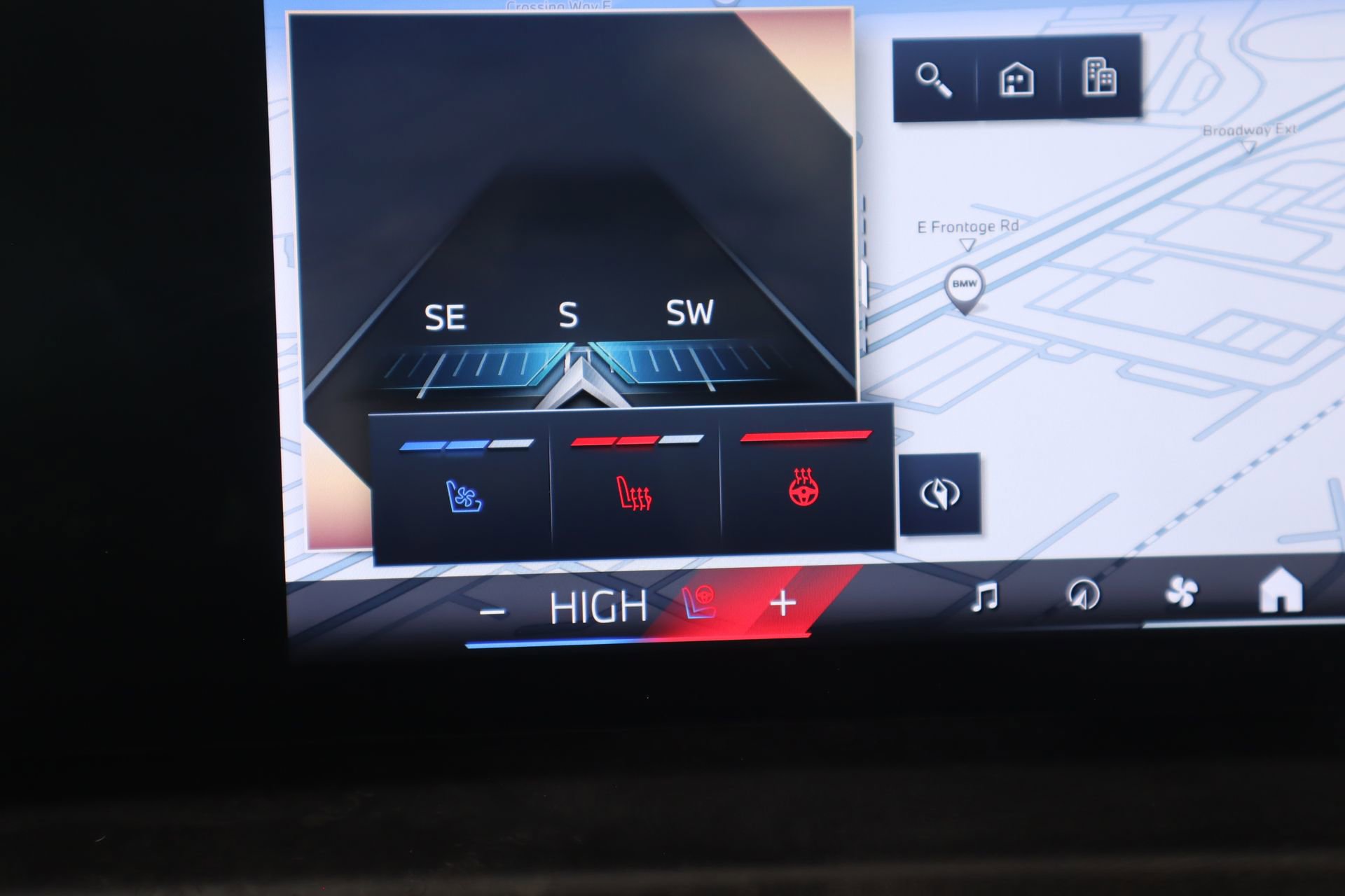 Used 2024 BMW X7 xDrive40i w/ Executive Package image 8