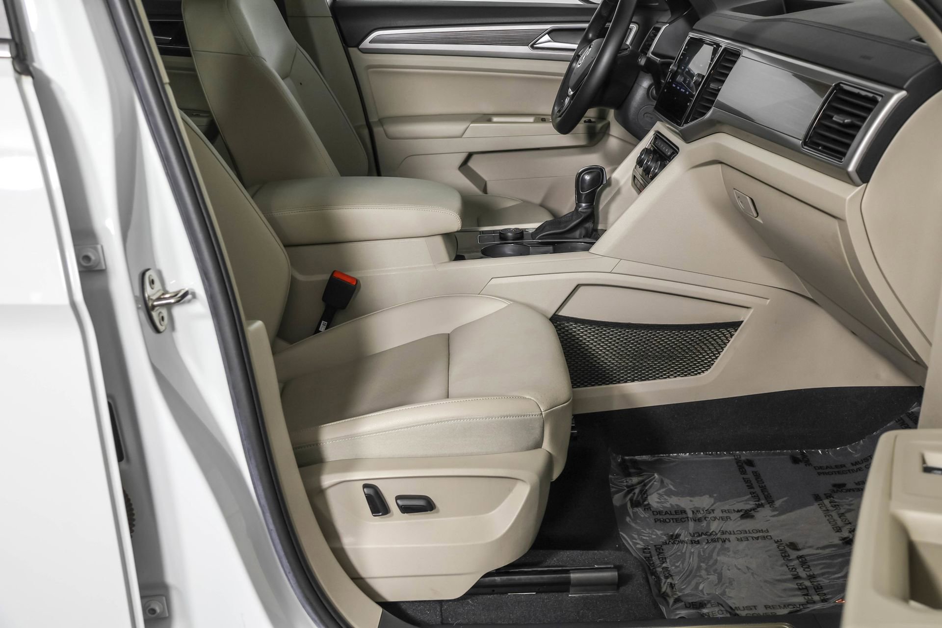 Used 2019 Volkswagen Atlas SEL image 48