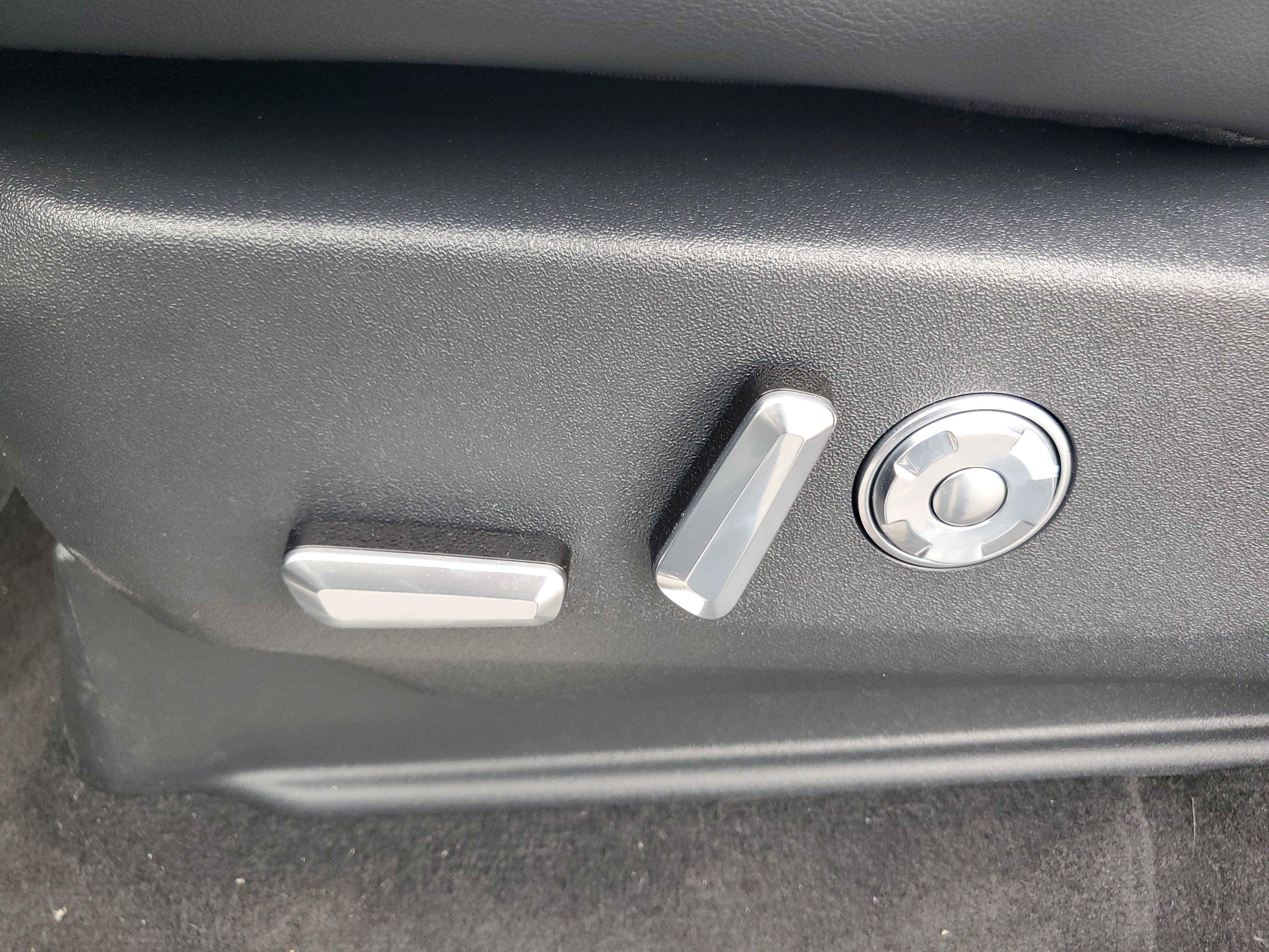 New 2026 Lincoln Navigator L Black Label image 13