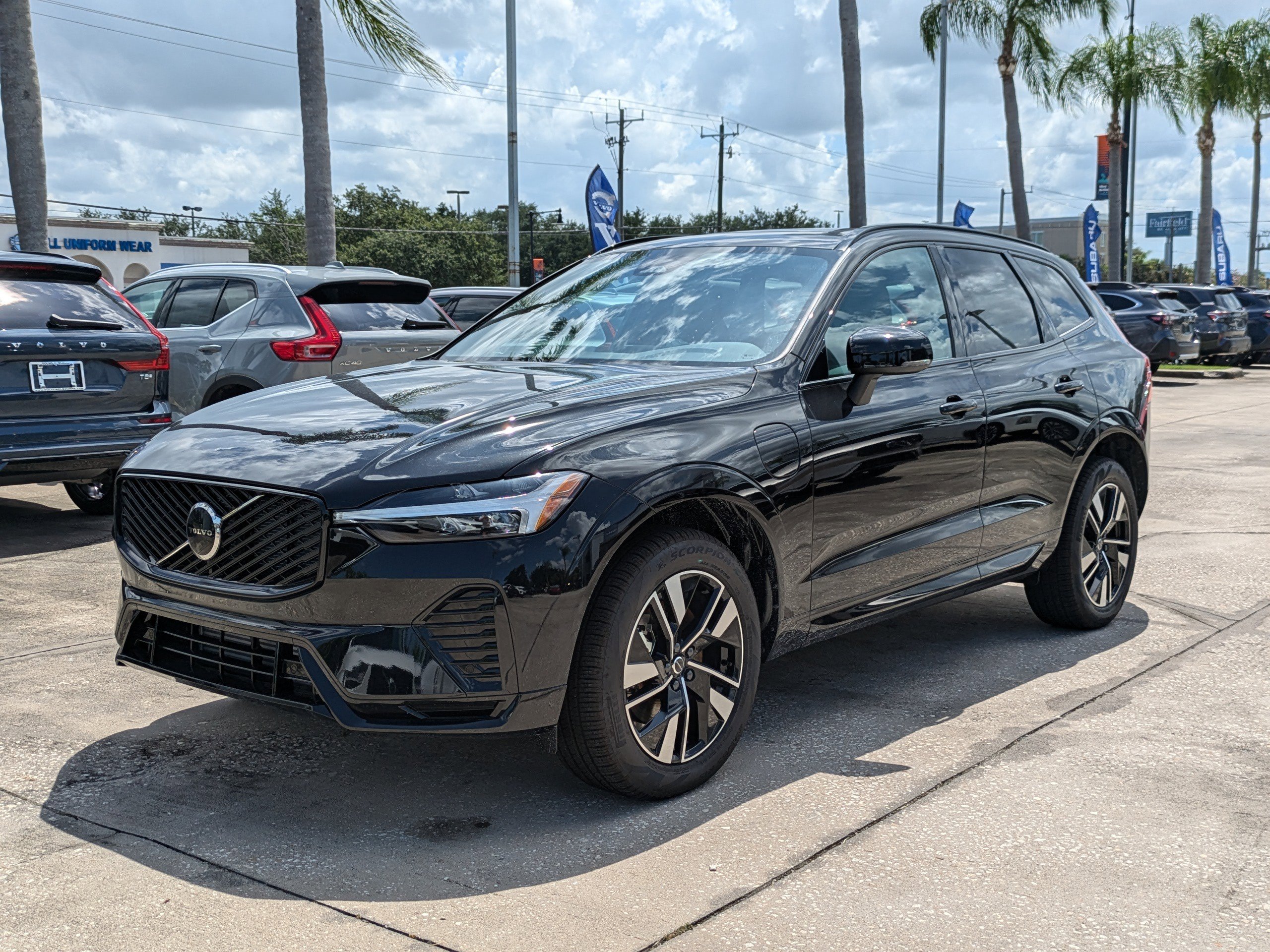 New 2026 Volvo XC60 T8 Core image 8