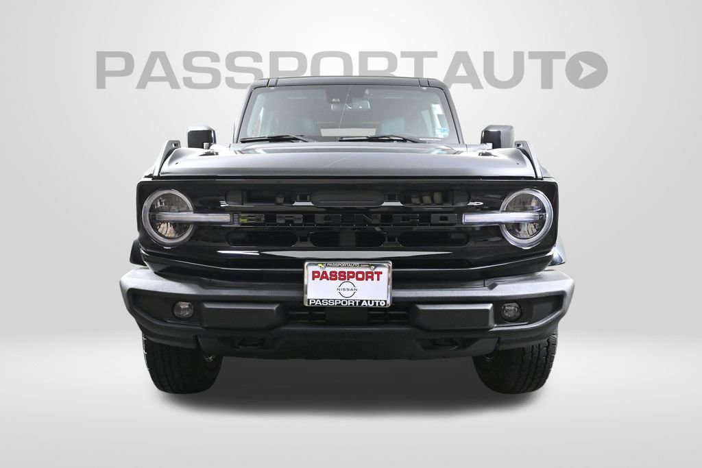 Used 2022 Ford Bronco Outer Banks image 2