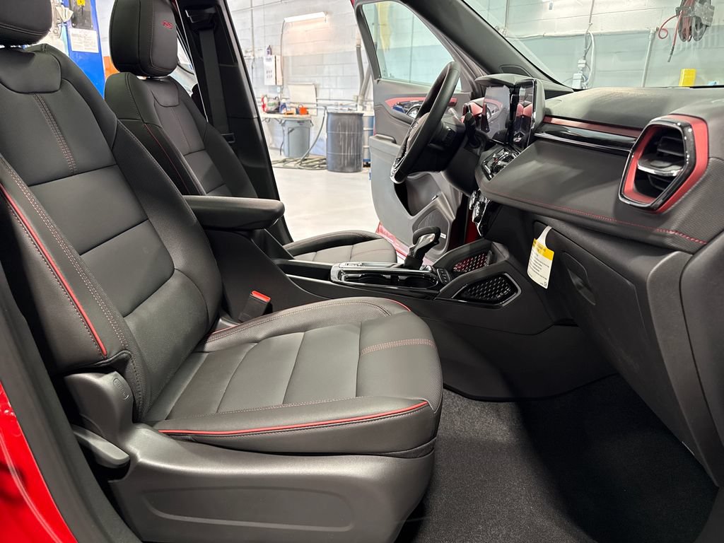 New 2026 Chevrolet TrailBlazer RS w/ Convenience Package FWD image 35