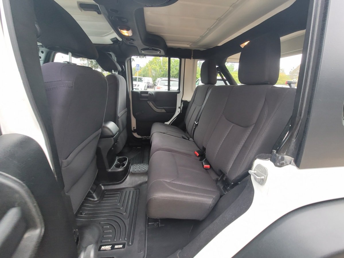 Used 2013 Jeep Wrangler Unlimited Sport AWD/4WD image 16
