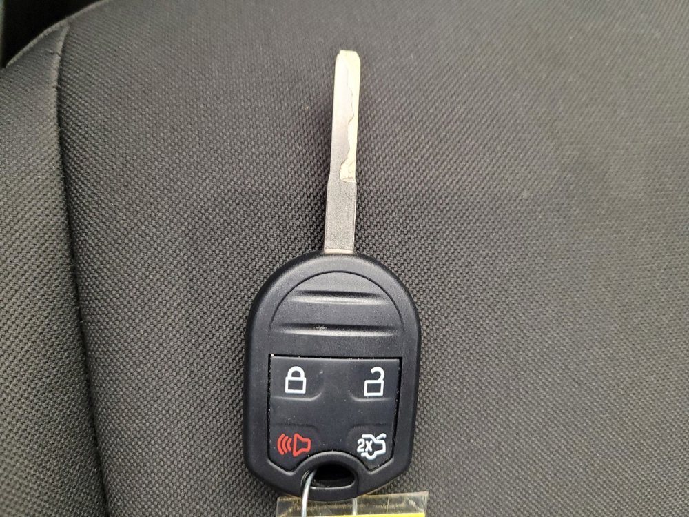 Used 2016 Ford Escape S FWD image 32