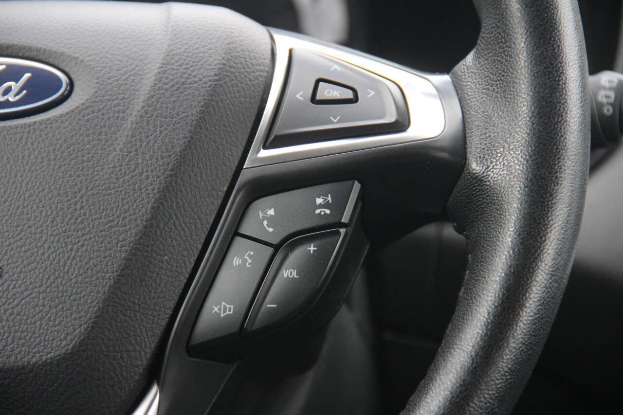 Certified 2022 Ford Edge SEL image 19