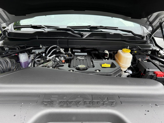 New 2026 RAM 4500 4x4 Crew Cab DRW image 12