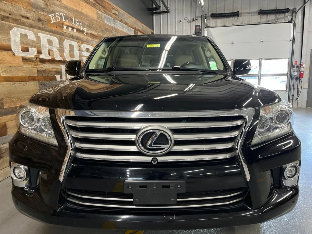 Used 2014 Lexus LX 570 4WD w/ Luxury Package image 58
