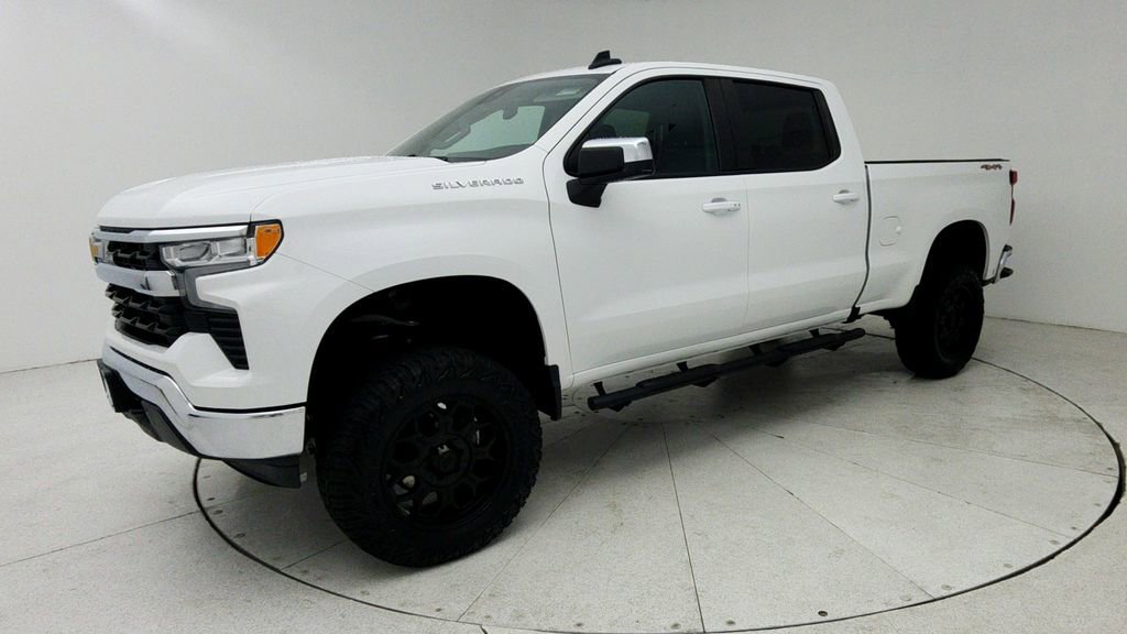 Used 2024 Chevrolet Silverado 1500 LT w/ Protection Package AWD/4WD image 5