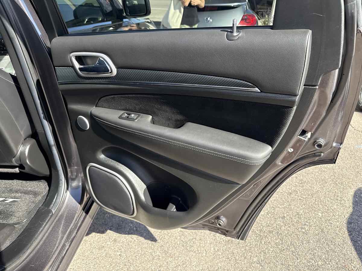 Used 2015 Jeep Grand Cherokee SRT w/ Trailer Tow Group IV image 21