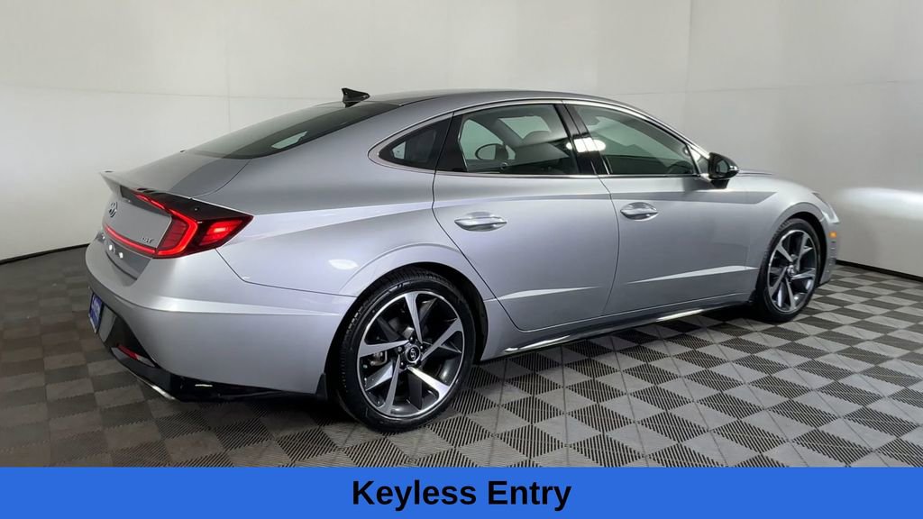 Used 2021 Hyundai Sonata SEL Plus w/ Preferred Accessory Package image 12