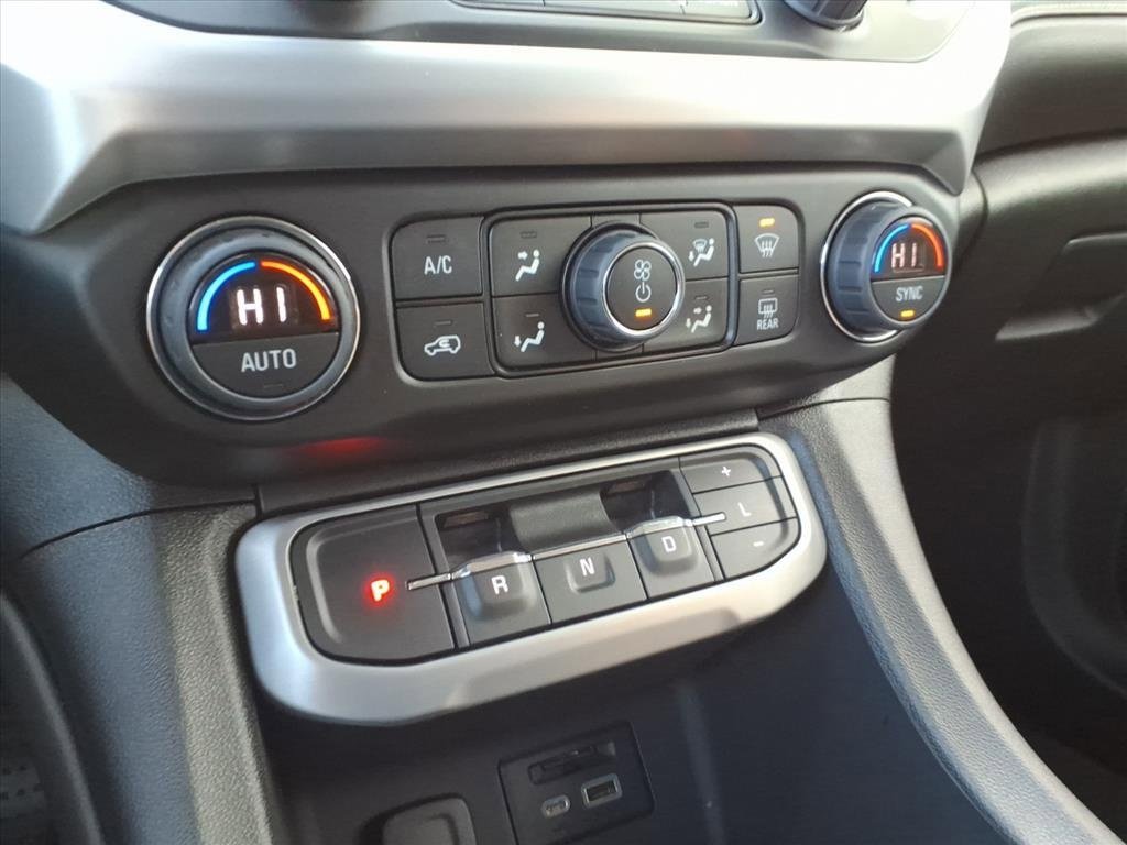 Certified 2023 GMC Acadia SLT w/ Preferred Package image 22