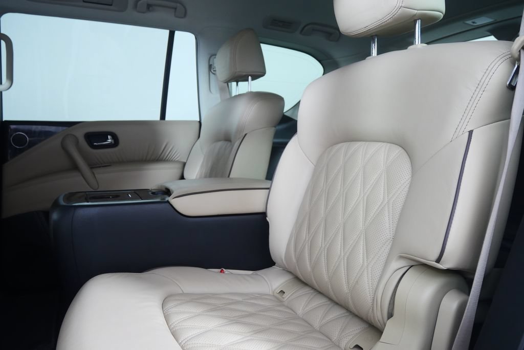 Used 2021 Nissan Armada Platinum w/ Captain's Chairs Package RWD image 15