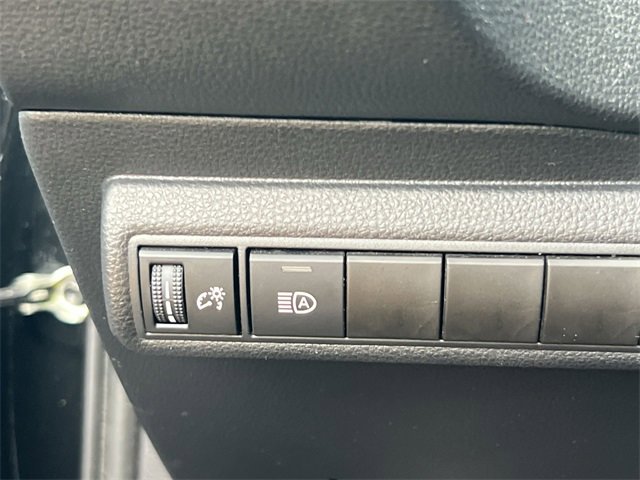 Used 2022 Toyota Corolla LE image 14