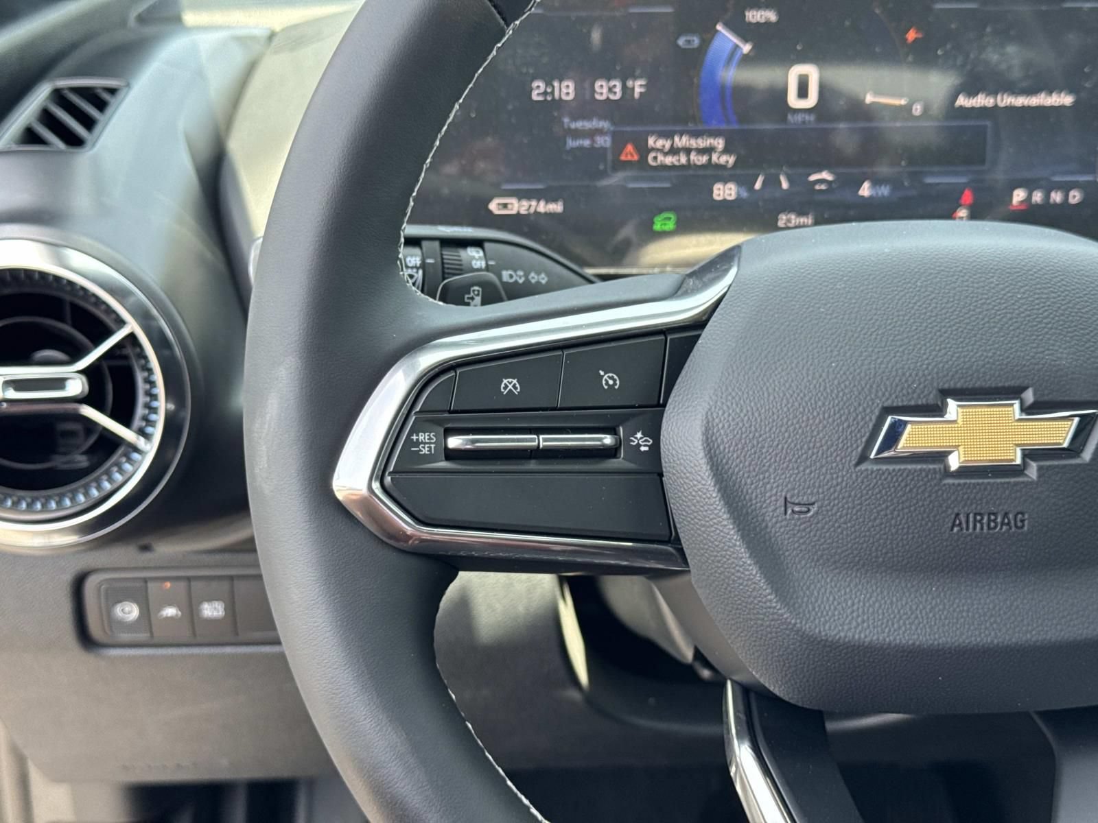 New 2026 Chevrolet Equinox EV LT w/ Comfort Package AWD/4WD image 24