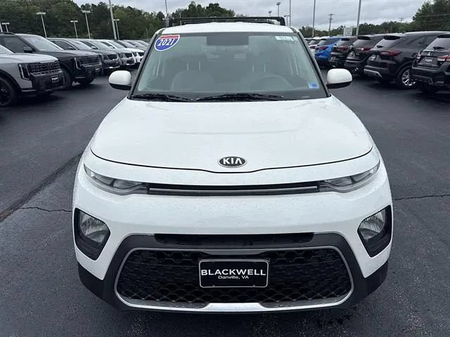 Used 2021 Kia Soul LX FWD image 2