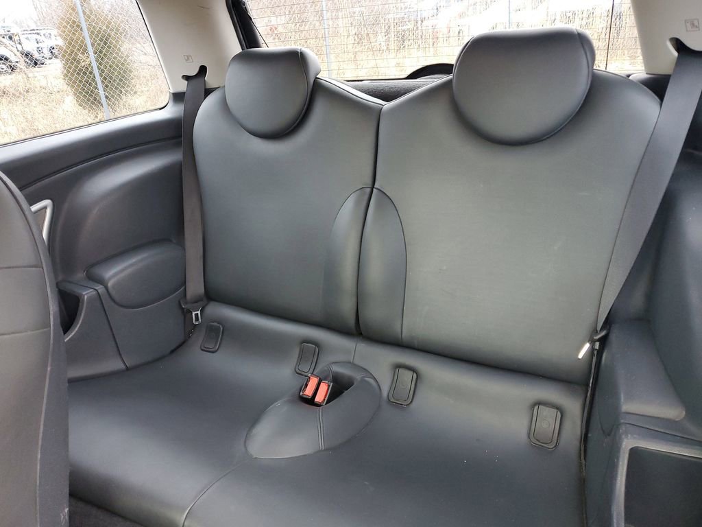 Used 2004 MINI Cooper S image 17
