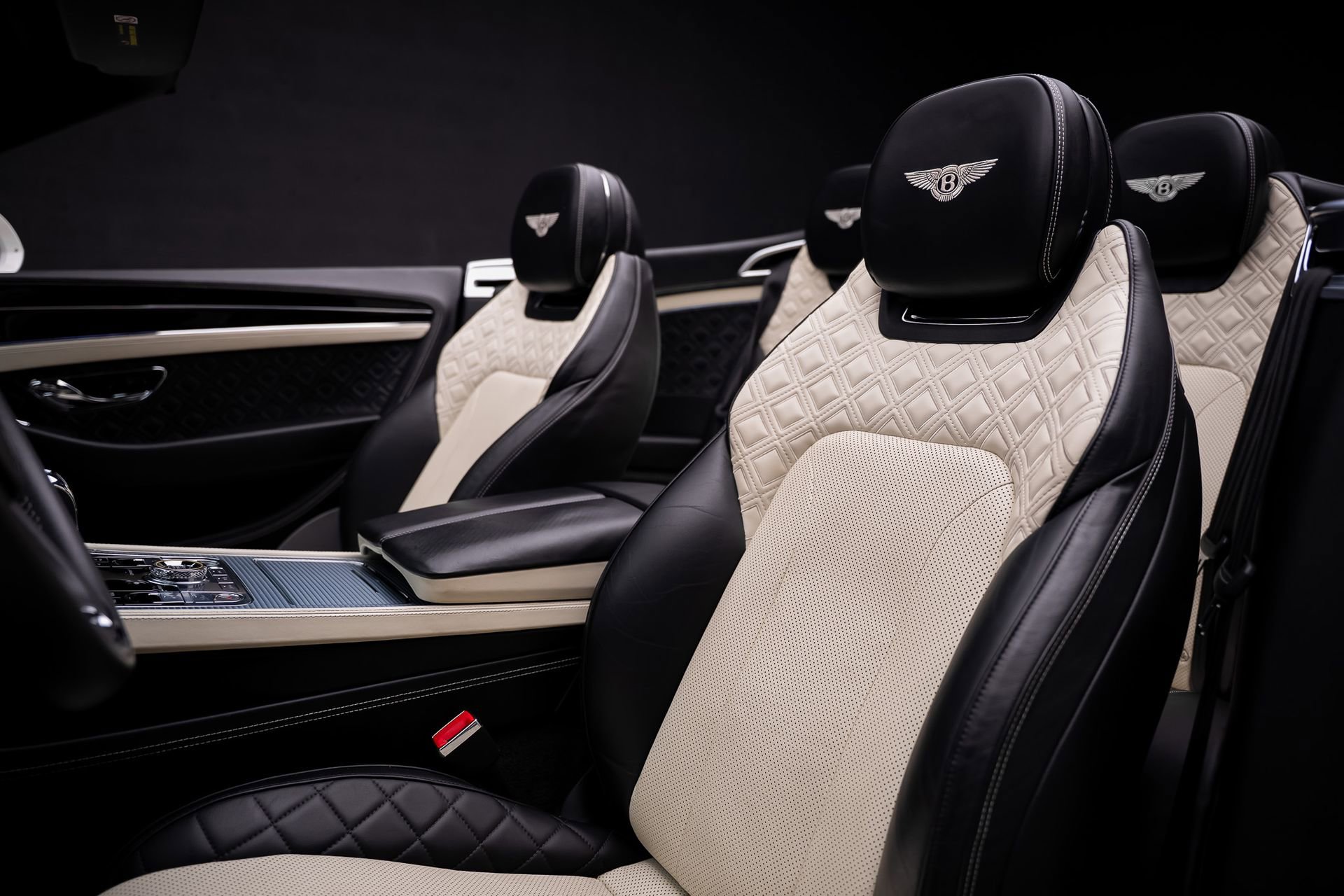 Used 2020 Bentley Continental GT image 61