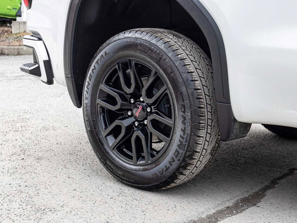 Used 2025 GMC Sierra 1500 Elevation w/ Elevation Premium Package image 10