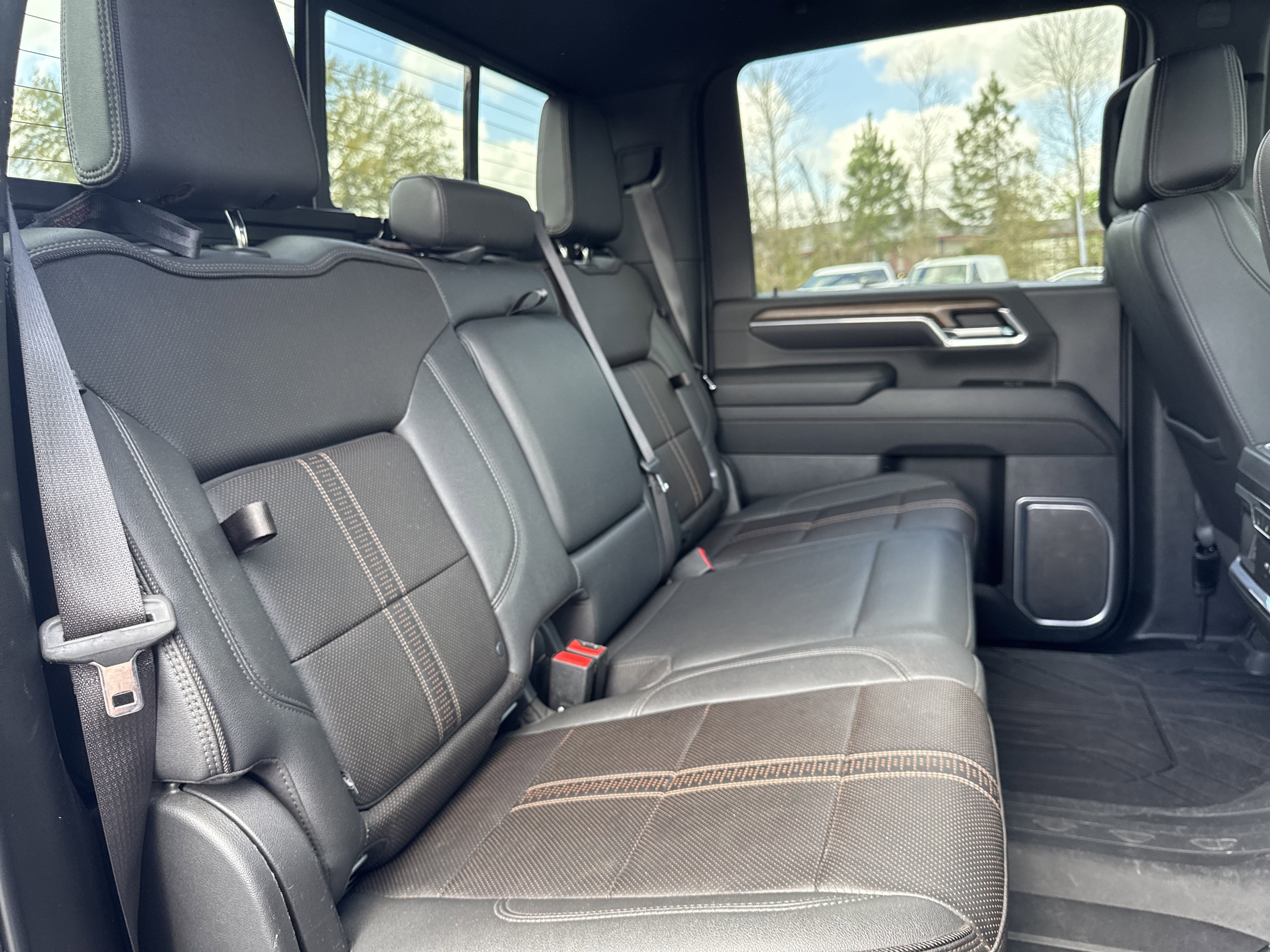 Used 2024 Chevrolet Silverado 3500 High Country w/ High Country Premium Package image 30