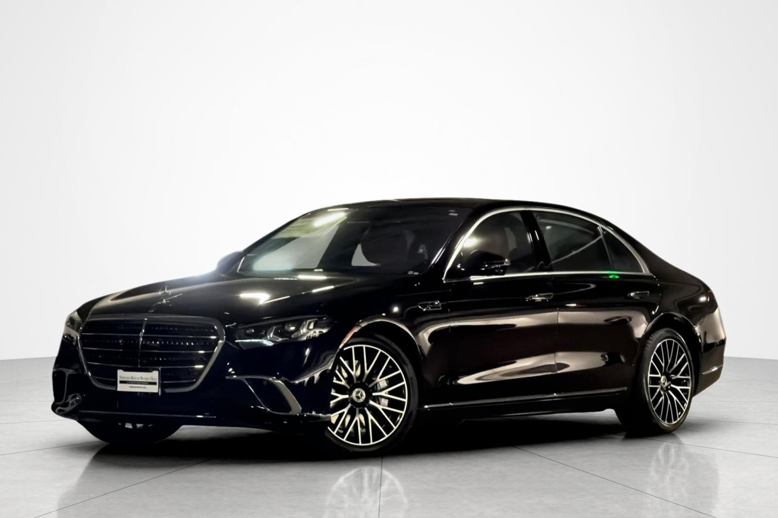 New 2027 Mercedes-Benz S 580 4MATIC Sedan image 1