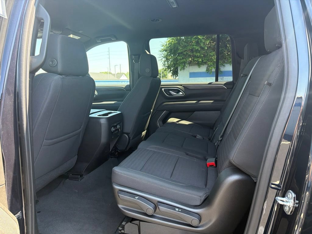 Used 2021 Chevrolet Suburban LS w/ Driver Alert Package AWD/4WD image 18