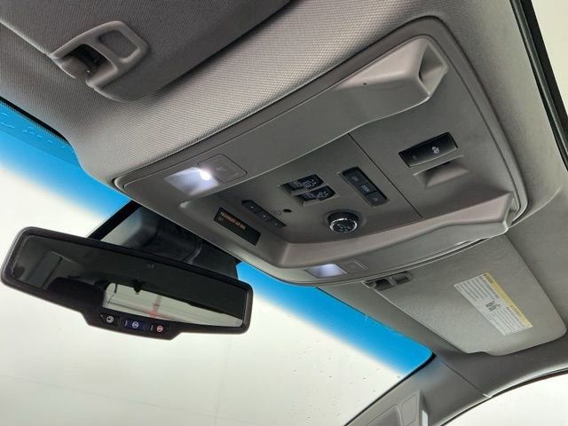 Used 2015 Chevrolet Tahoe LTZ AWD/4WD image 20