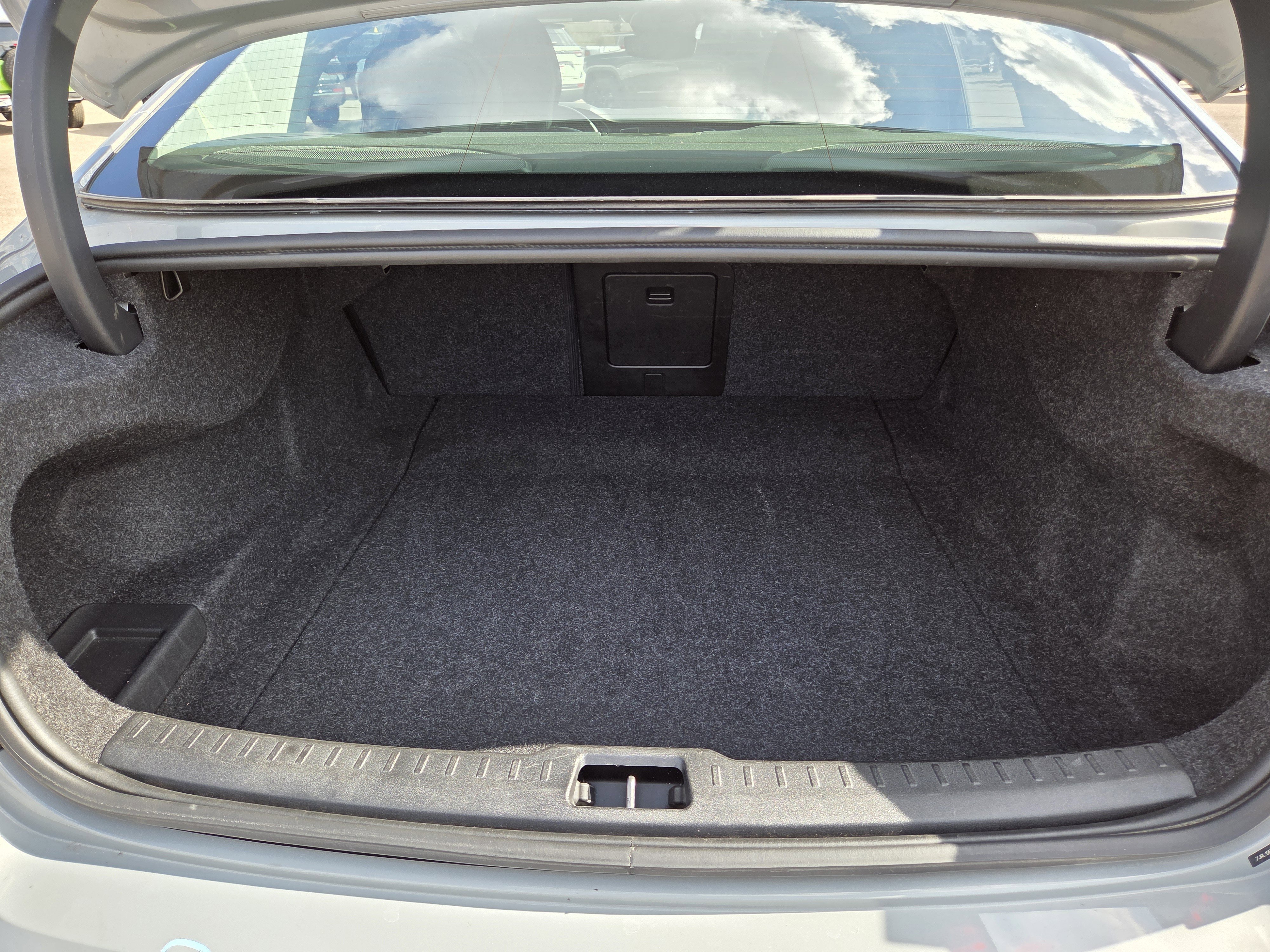 Used 2024 Volvo S60 B5 Plus image 25