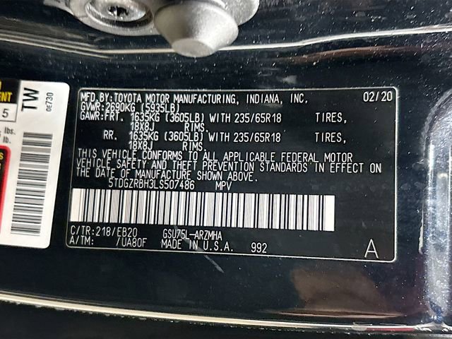 Used 2020 Toyota Highlander XLE AWD/4WD image 29