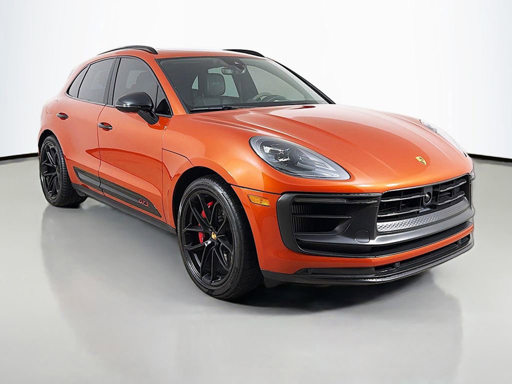 Used 2024 Porsche Macan GTS image 40