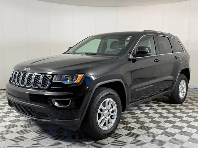 Used 2019 Jeep Grand Cherokee Laredo video 3